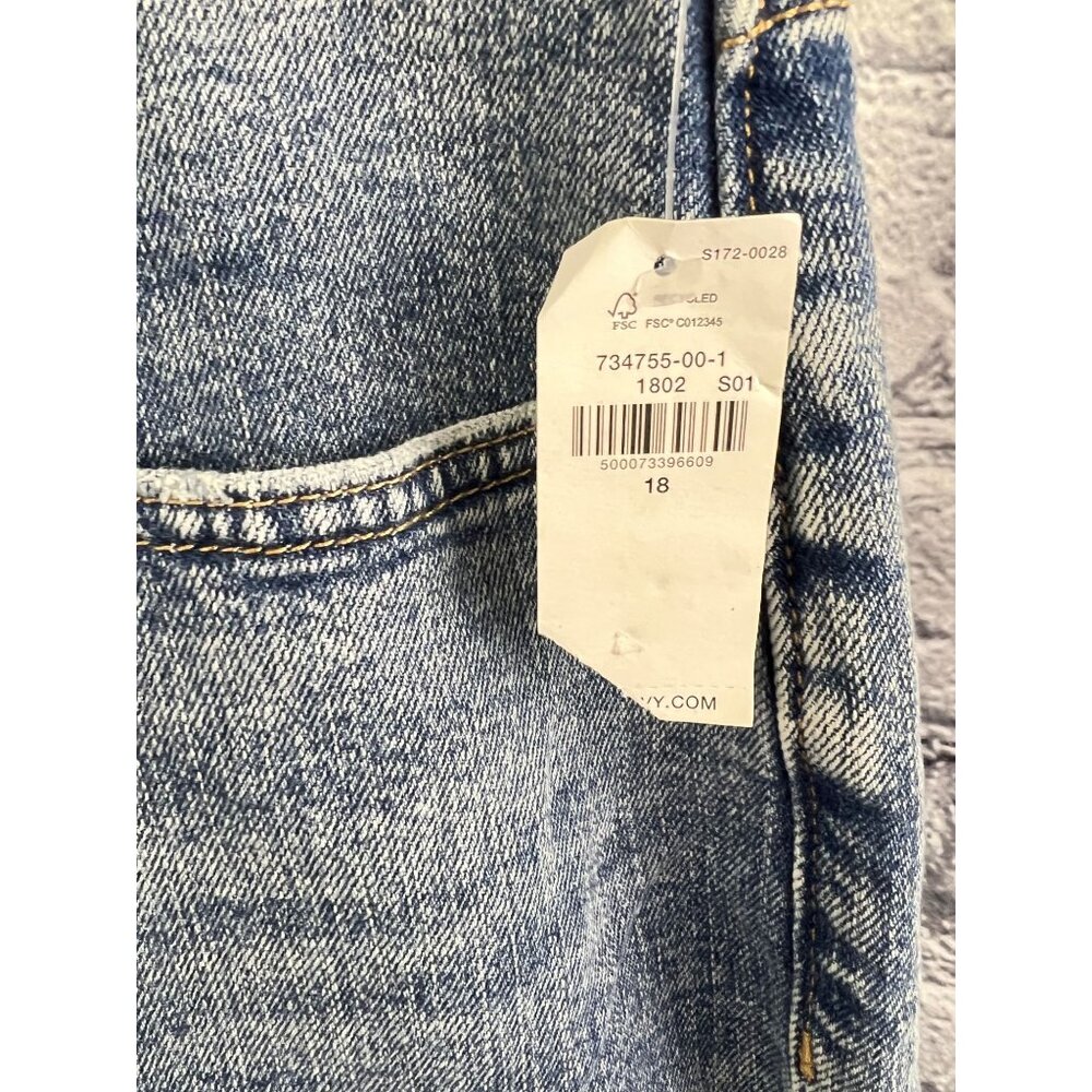 Old Navy Women's Mid Rise Boyfriend Jeans Distressed 18 Ankle Stretch - Picture 4 of 6